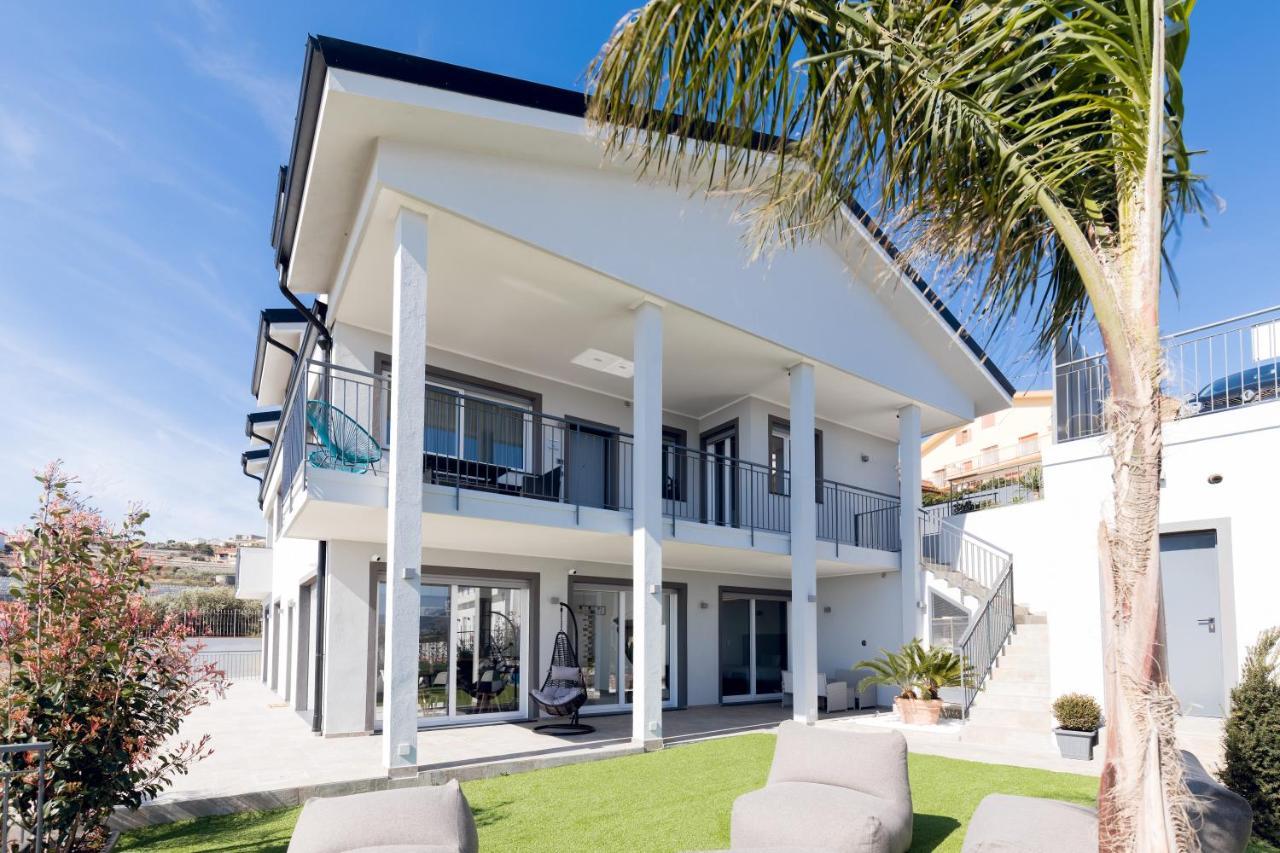Villa La Matta Apartments And Luxury Suites サンレモ エクステリア 写真